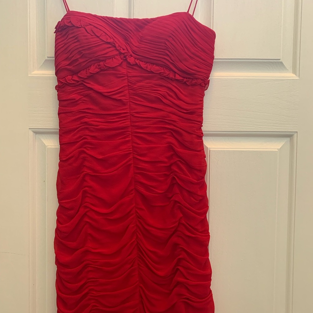 Chic Strapless Red Ruched Dress